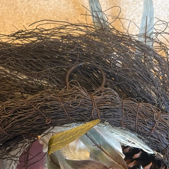 Neutral Ivory and Brown Floral Wreath - - Picture 11 of 11